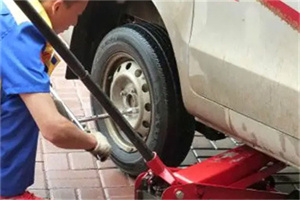 蚌埠附近拖车24小时服务热线电话